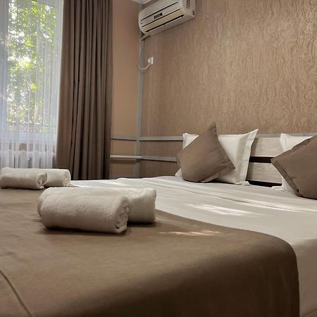 Kausar Hotel Bishkek Exterior foto